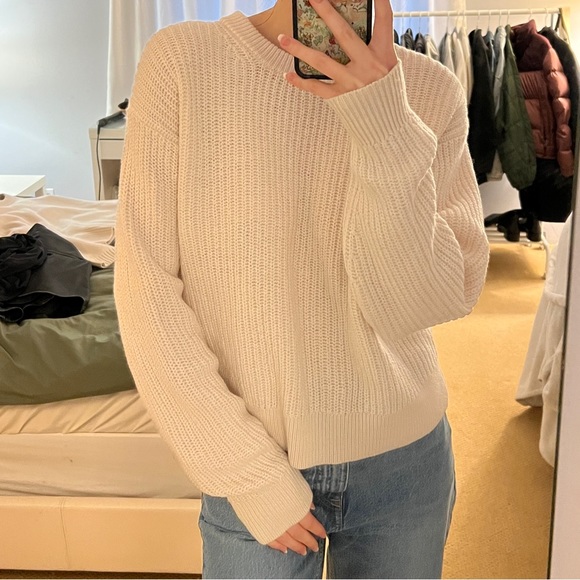 Wilfred 100% Merino Wool Maria Knit Sweater - Picture 2 of 11